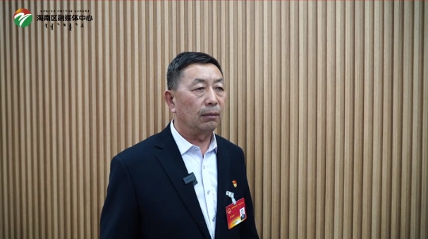 海南区代表委员聚焦报告，字字肺腑话发展