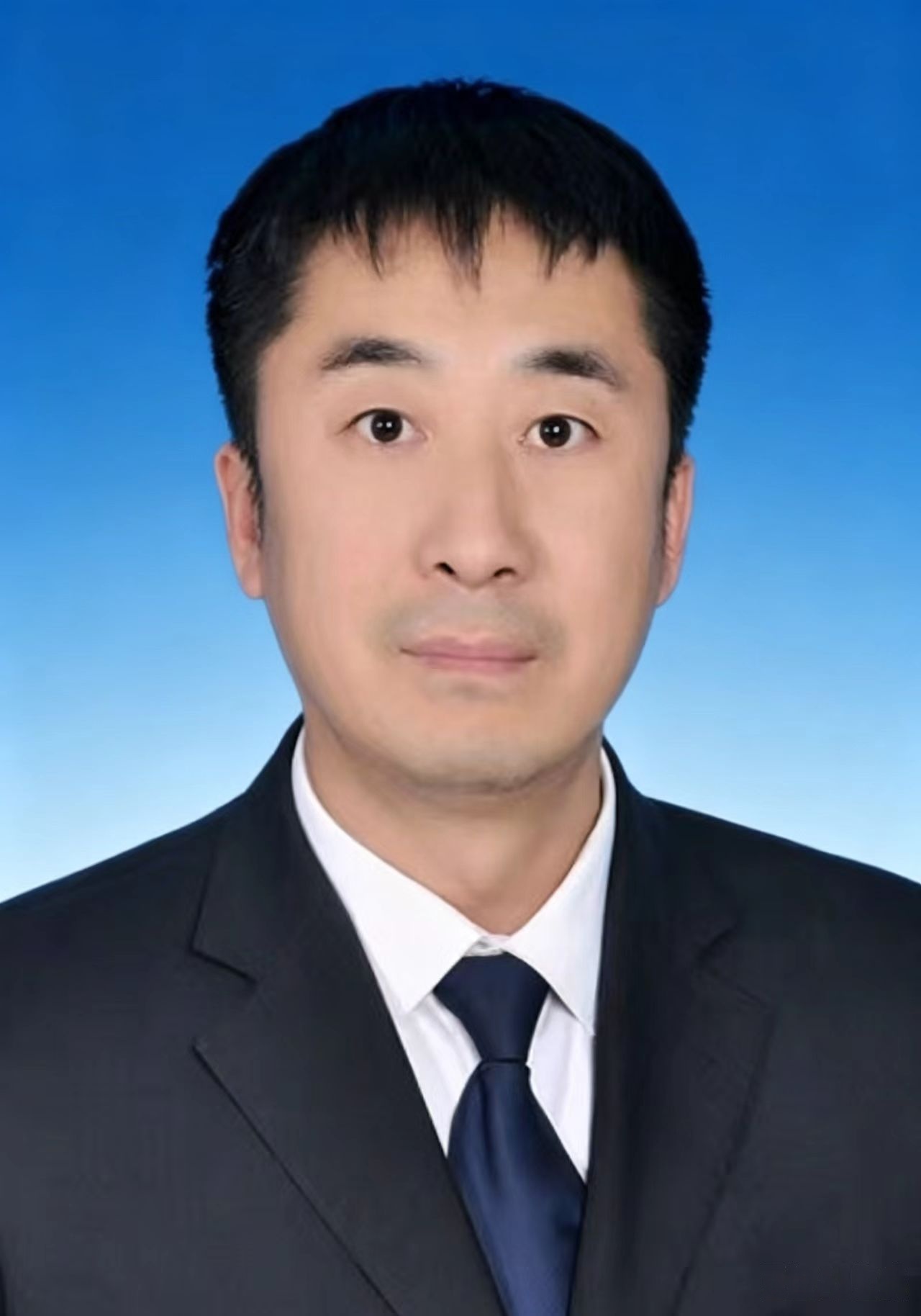 梁海东